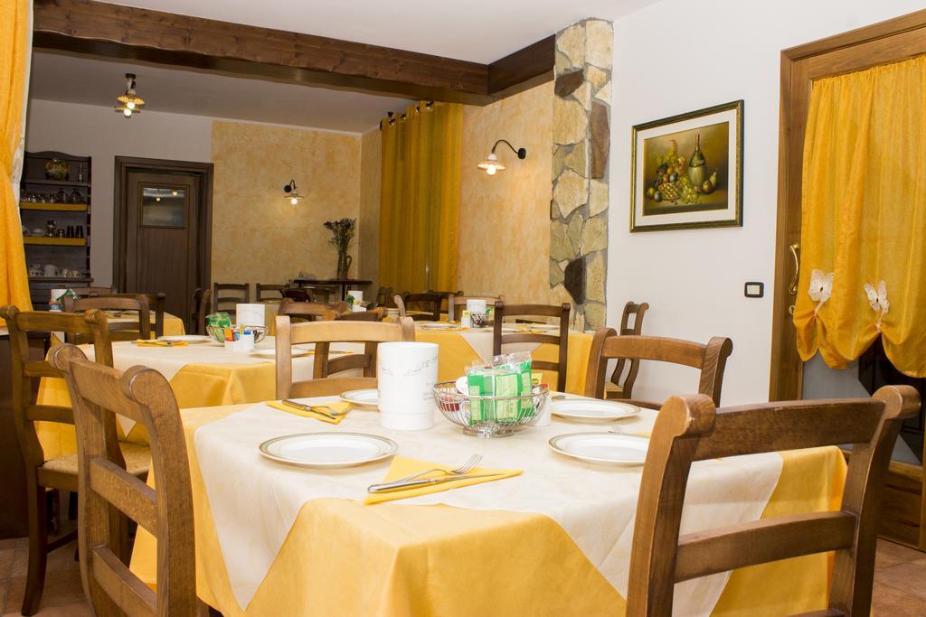 La Loggia Hotel